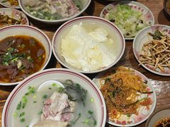 -老方桌烂蹄花川菜馆(九龙坡店)