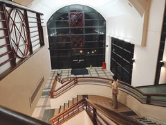 -香港大学