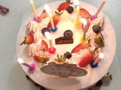 -皇冠幸福里动物奶油生日蛋糕(万达店)