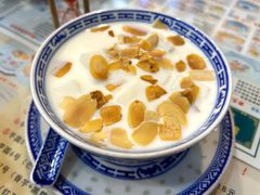 水牛奶杏仁豆腐-广信牛奶甜品世家(台东店)