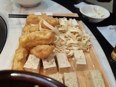 -陈大锅·岳阳鱼馆·地道岳阳菜(美食街店)