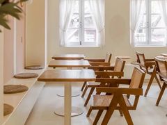 -燕庭·纯燕窝·甜品下午茶(南京西路店)