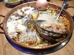 -洱火云南酸菜牛肉火锅(石景山当代商城店)