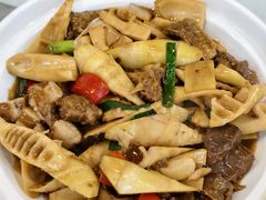 牛腩春笋-绿雅居原生态农庄(小涌店)