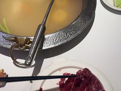 -左庭右院鲜牛肉火锅(金山万达店)