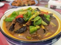 野山笋炖牛腩-呼吸森林·生态农庄农家乐私房菜