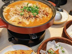 -俏凤凰(美林M·LIVE天地东座店)