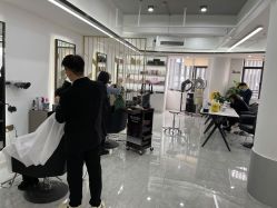 -AB hair salon