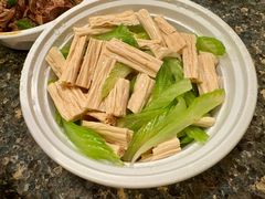 芹菜腐竹-西安嘶嘶炒锅