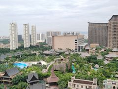 -三亚湾红树林度假酒店美食街