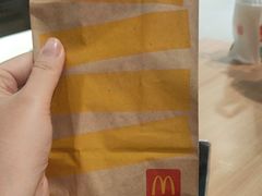 -麦当劳(民盈·国贸城店)