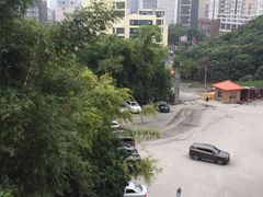 -鲤鱼塘农家山庄