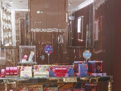 -VENCHI 闻绮(上海佛罗伦萨小镇店)