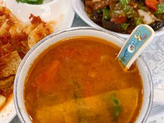 -汗腾格里·风味餐厅(新疆驻京办店)