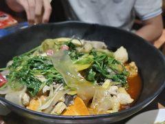 -万记麻辣烫国展总店