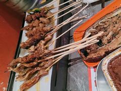 -威记烧嘢·南宁烧烤·超级生牛(绿地店)