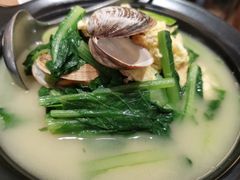 -东方饺子王(新奥购物中心店)