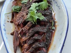 -聚农庄民宿农家院(梨木台东山店)