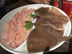 毛肚鸭肠拼-红九格老火锅(三峡广场店)