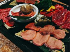 -炼火烤肉店