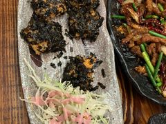 月牙骨饭团-小木屋米酒店总店