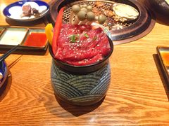 特选壶渍带骨牛排-炎蔵牛舌烤肉