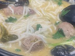 -肥汁米蘭香港米线(长宁来福士店)