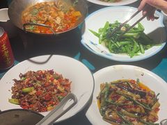 -呷湘厨·鱼汤捞饭·剁椒鱼头·辣椒炒肉(国家会展中心店)