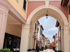 -佛罗伦萨小镇广佛名品奥特莱斯(疏港路店)