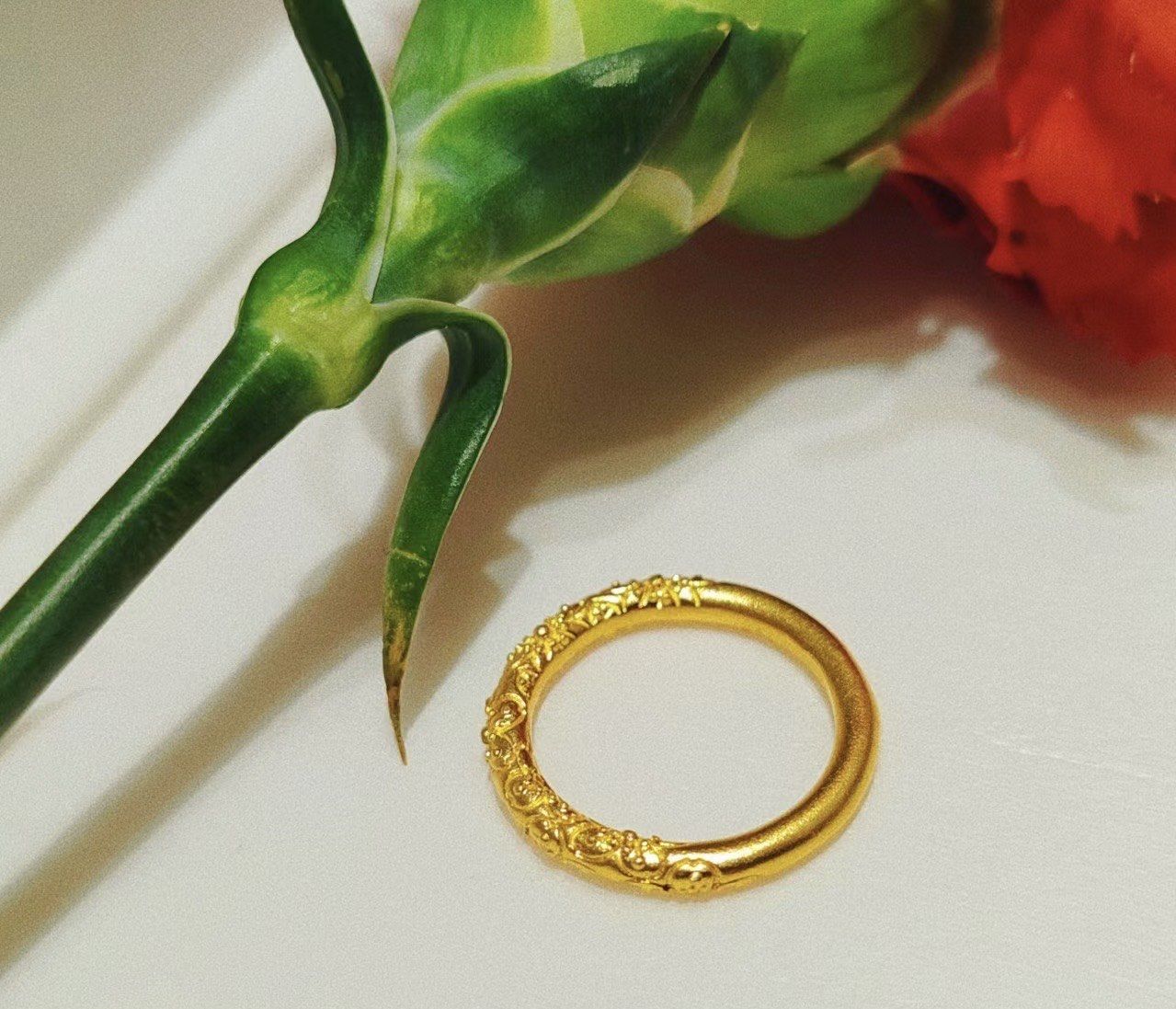 周大福卷草纹戒指