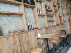 用餐区-星巴克臻选(湖滨道店)