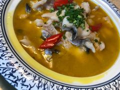 酸汤贡鱼片-生宇山珍野生菌汤锅•始于2002(双流古塔店)