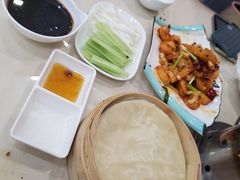 -大鸭梨烤鸭店(金顶街店)