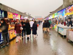 -大学城夜市大排档(凤栖路店)