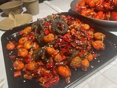 -巴厘龙虾·榜首油焖大虾(音乐学院·沿江酒馆店)