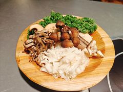 -楠小云·云南鲜菌·鲜牛自助火锅(九眼桥店)