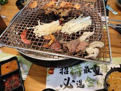 -合易泓烤肉·海肠捞饭(火车站店)