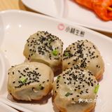 春日限定美味怎么能少得了这口荠菜生煎呢🔥