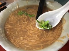 -六合夜市