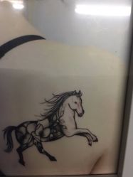 -新绣堂纹身·穿孔