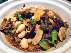 酸木瓜黄焖鸡煎面-泓0871臻选云南菜·味庄