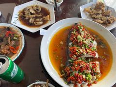 -美顺香食府鱼头老店(雪野湖店)