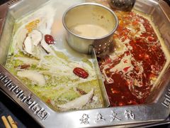 -佬土鹅肠火锅(扬中步行街店)