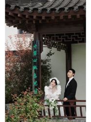 -樱花婚纱摄影