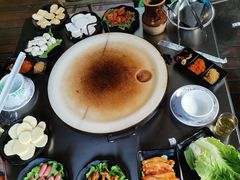 -冰冰龙虾·江湖菜·花园江景餐厅