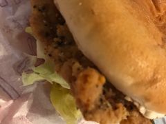 -麦当劳(华融店)