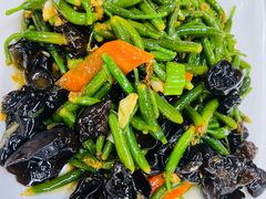 木耳小黄瓜-颐和海鲜·饺子馆