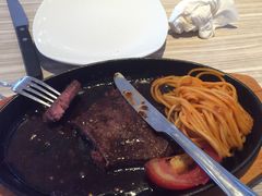 -必胜客(武汉欢乐谷店)