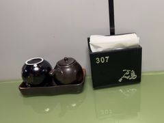 -万岛日本料理铁板烧(大宁店)