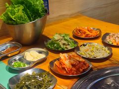 -唯成•韩国炭火烤肉 유성고기